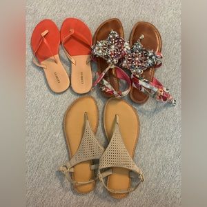 3 pairs of flip flops Express, Gianni Bini, Time & Tru orange, tan, size 7